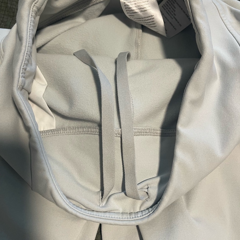 Baleaf women’s light grey joggers - Picture 6 of 7